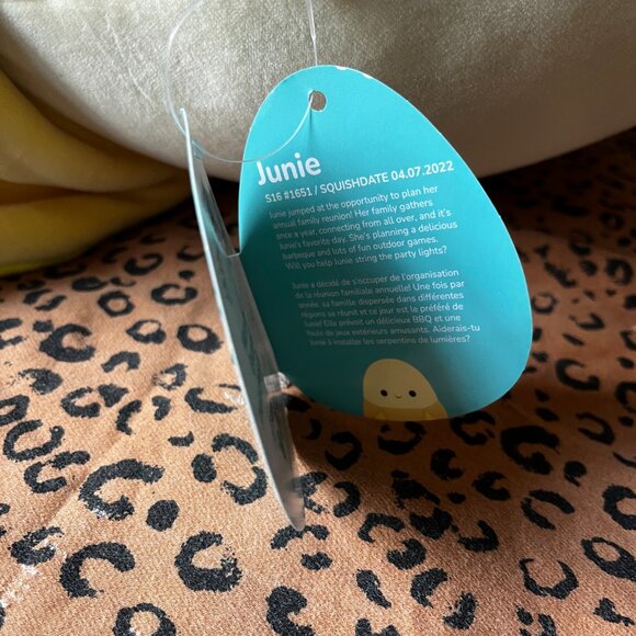 Squishmallows Junie the Banana 16" 2024 - Picture 4 of 5